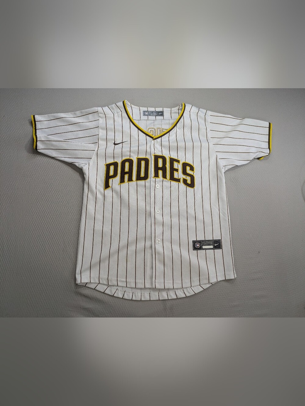 San Diego Padres Baseball Jersey Fernando Tatis Jr. Baseball Women’s Size Medium